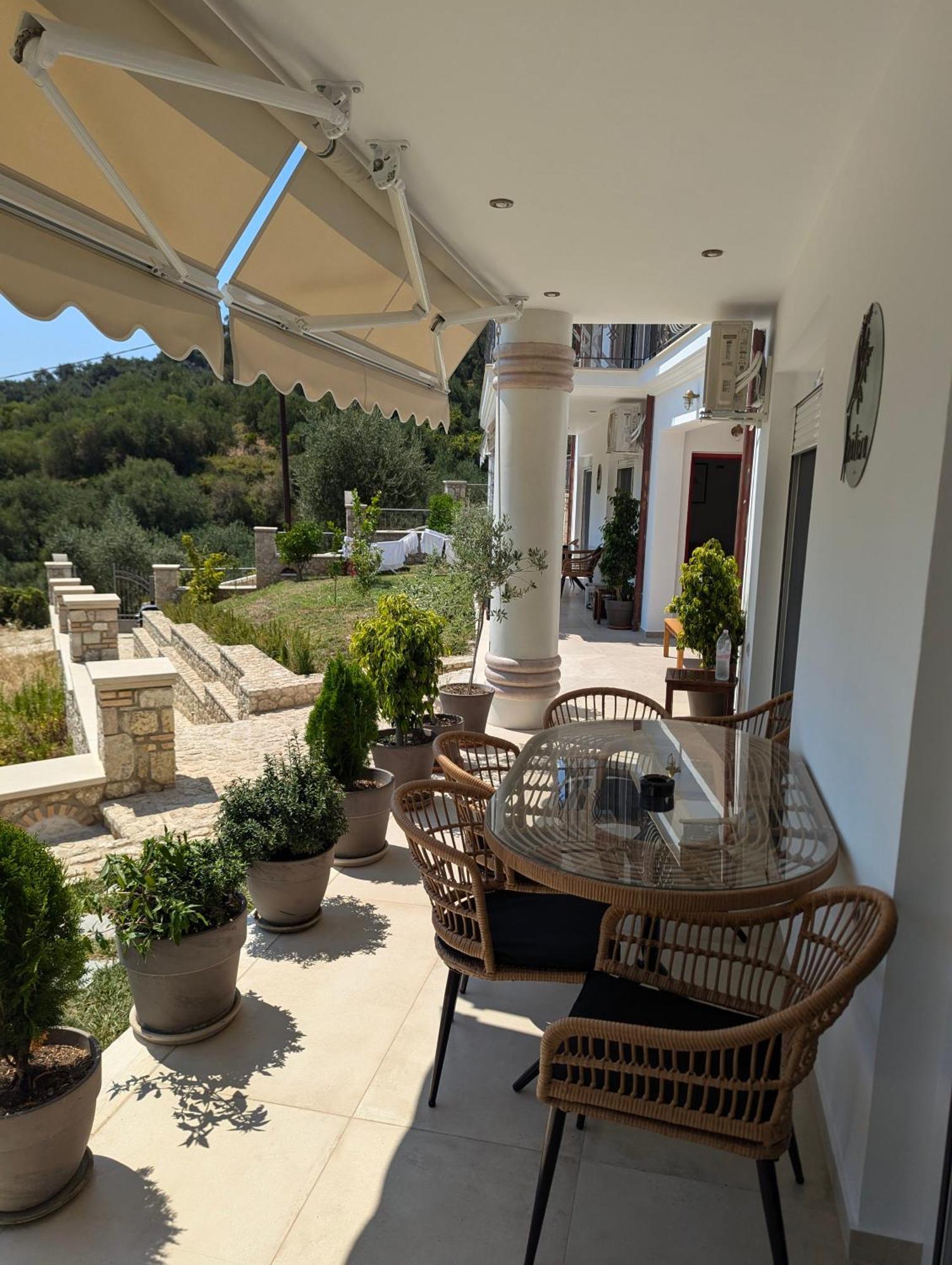 Natura Luxury Suites Parga Eksteriør bilde